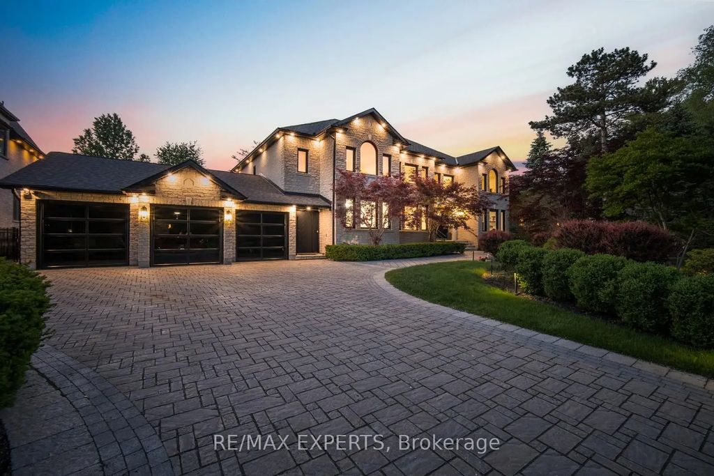 82 Westwood Lane, Richmond Hill