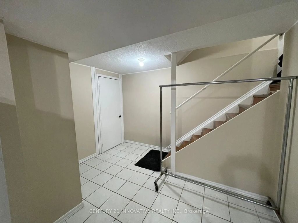 64 E Cimmaron Street E Basement, Markham