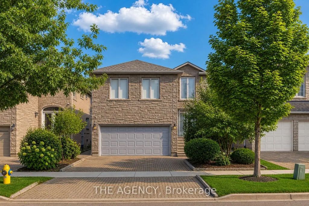 68 Townsgate Drive, Vaughan