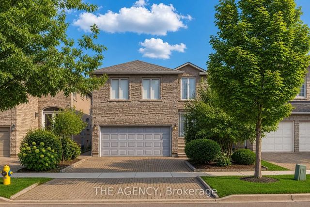 68 Townsgate Drive, Vaughan
