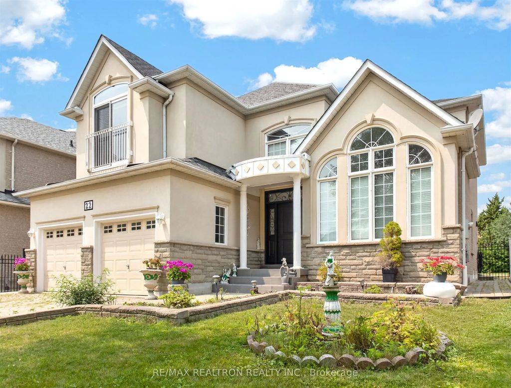 22 Queensborough Court, Richmond Hill