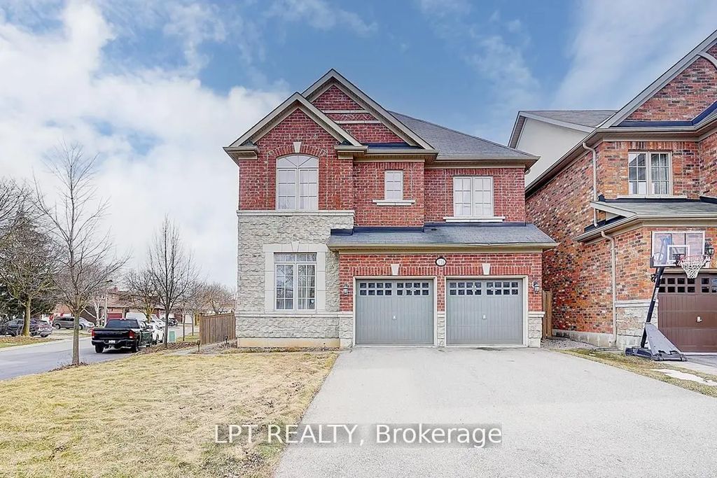 116 Dunlop Street, Richmond Hill