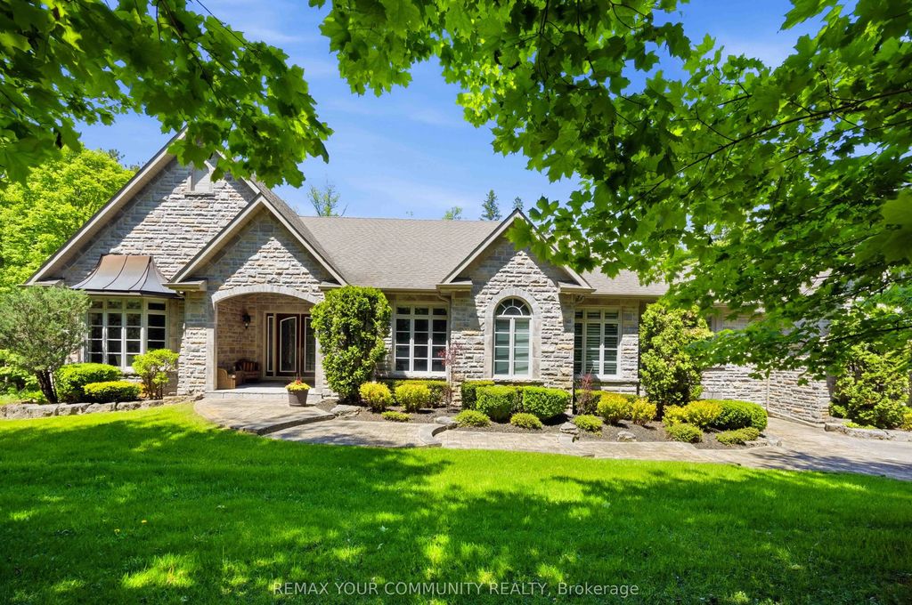 46 Lake Woods Drive, Whitchurch-Stouffville