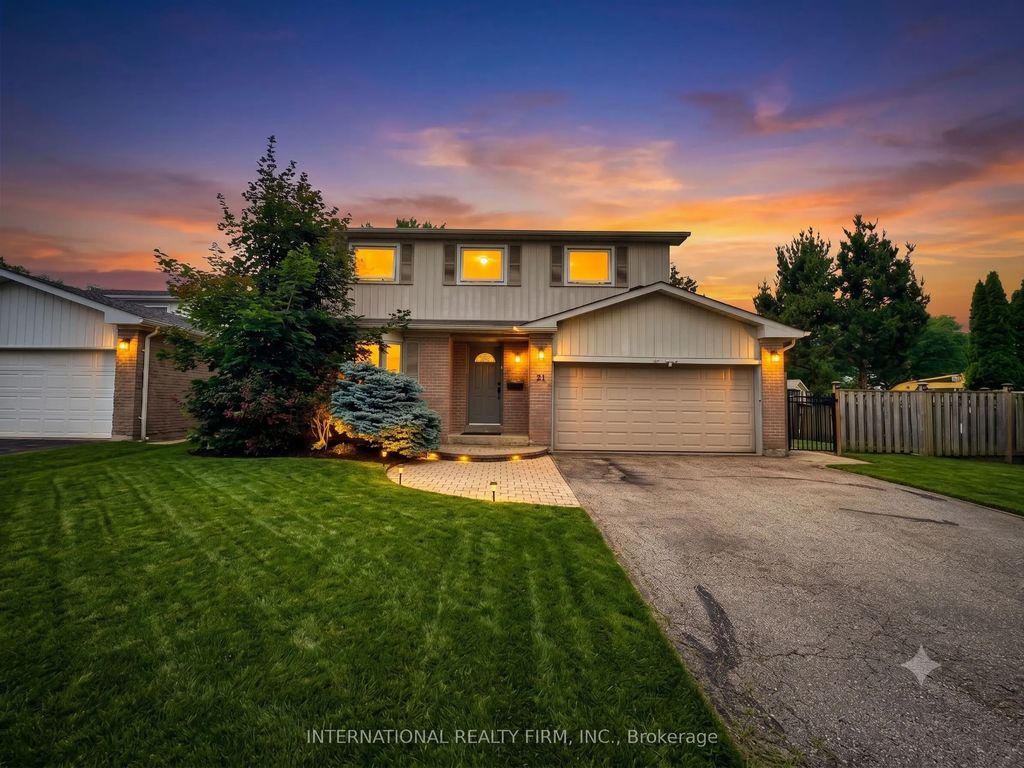21 Mayvern Crescent, Richmond Hill