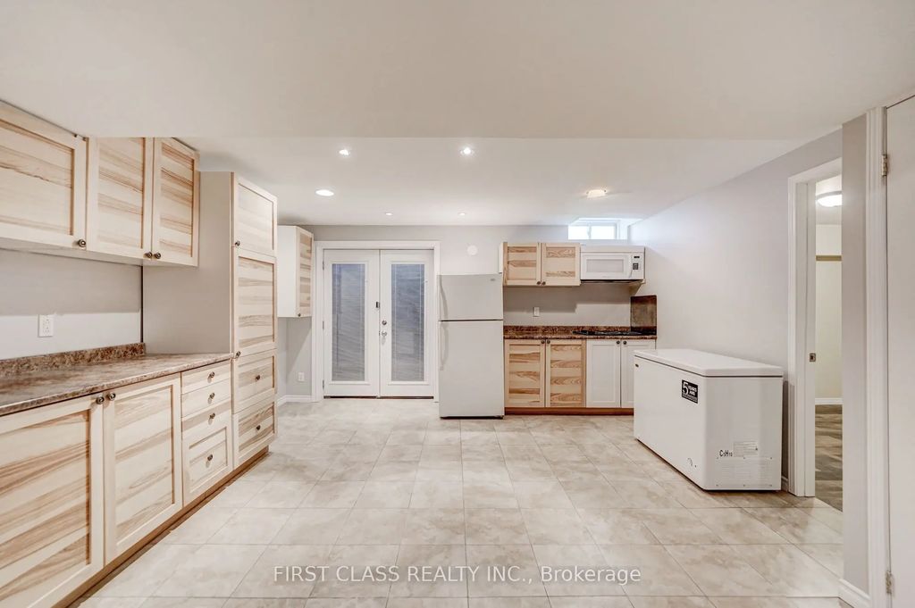 1905 Webster Boulevard Bsmt, Innisfil