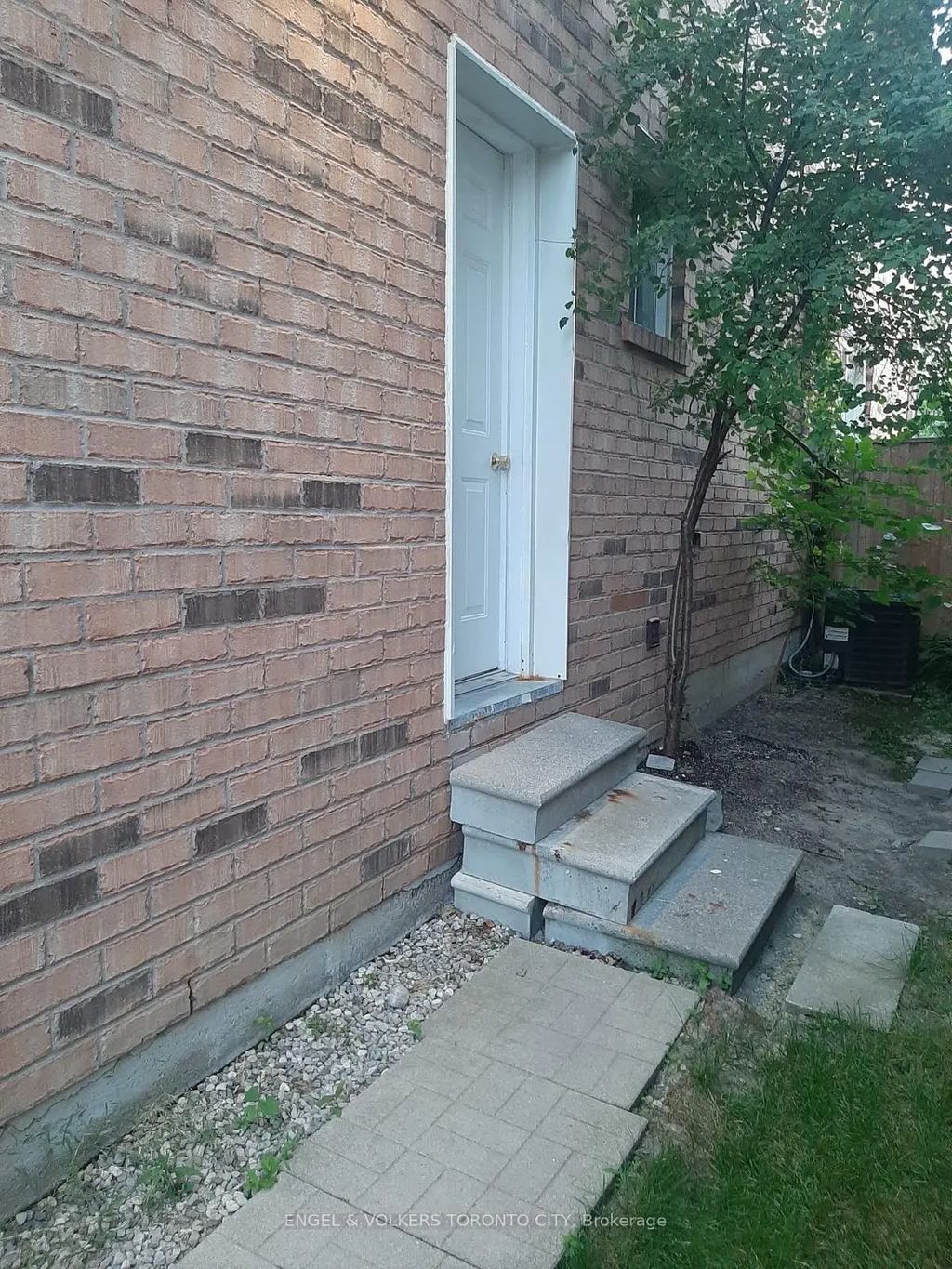23 Sweet Water Crescent Bsmt, Richmond Hill