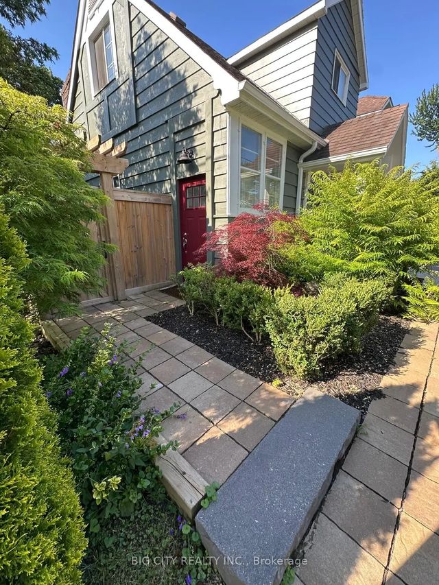 94 Wright Street, Richmond Hill