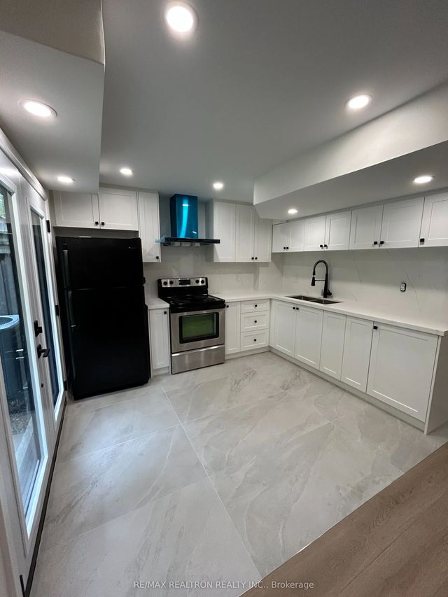 155 Smoothwater Terrace, Markham