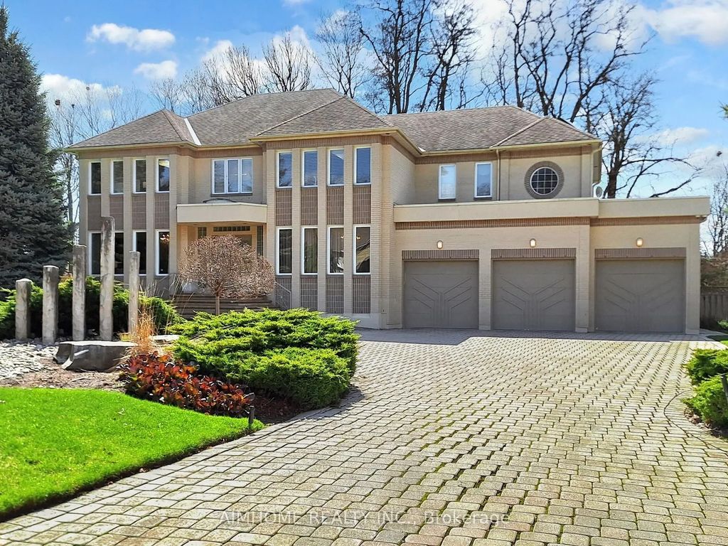 145 Renaissance Court, Vaughan