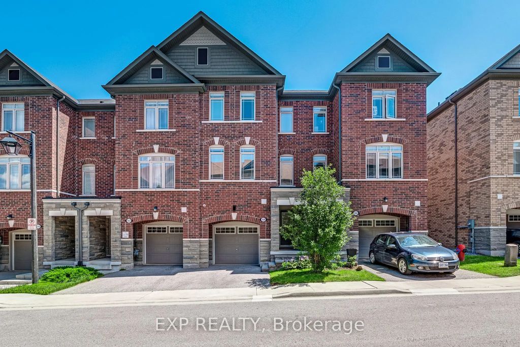 104 Gordon Circle, Newmarket