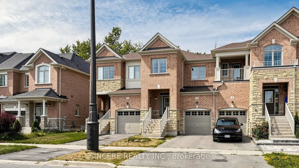 74 Paper Mills Crescent, Richmond Hill