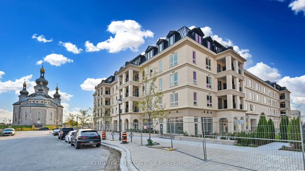 101 Cathedral High Street Ph37, Markham