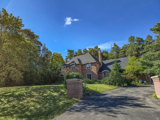 2 Heron Trail, Whitchurch-Stouffville