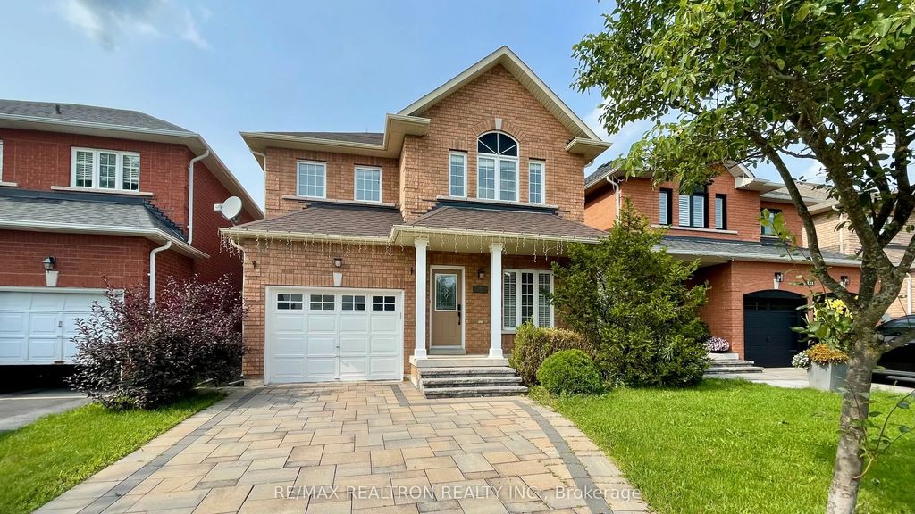 123 Woodbury Crescent, Newmarket