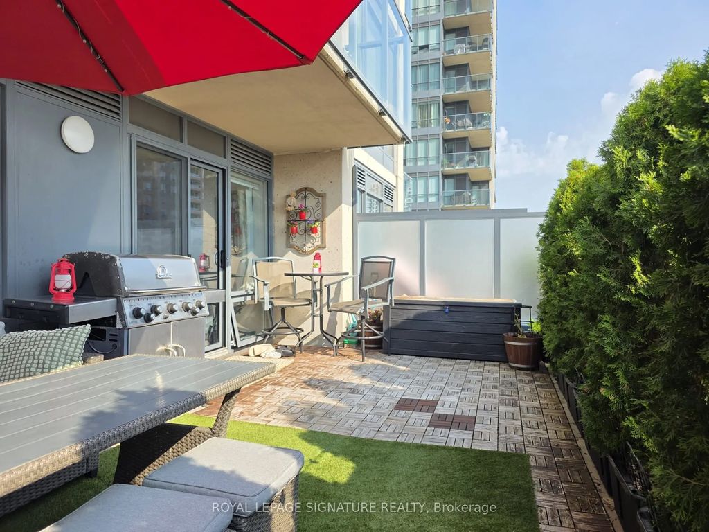 9088 Yonge Street 306a, Richmond Hill