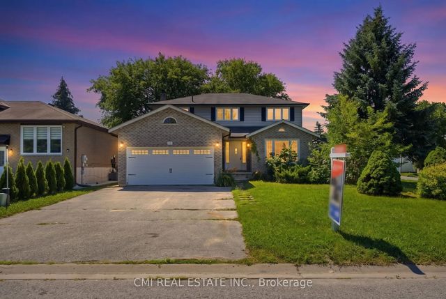 39 Camrose Drive, Georgina