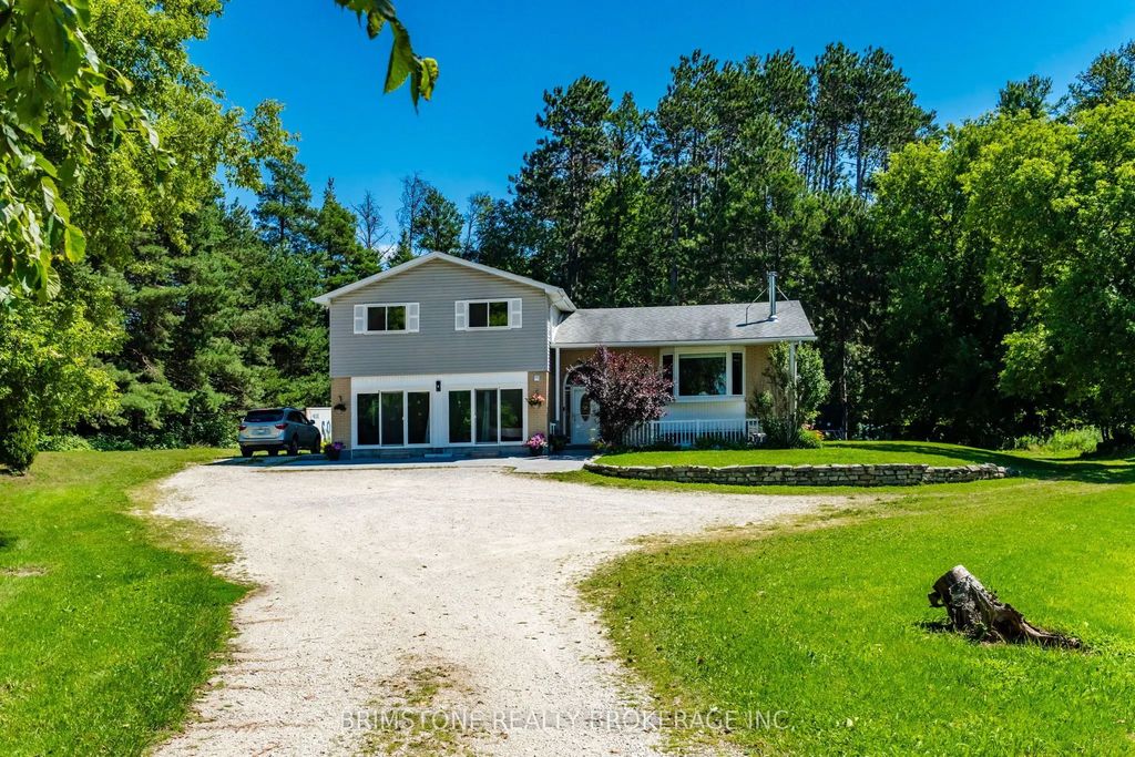 8231 56 County Road, Essa