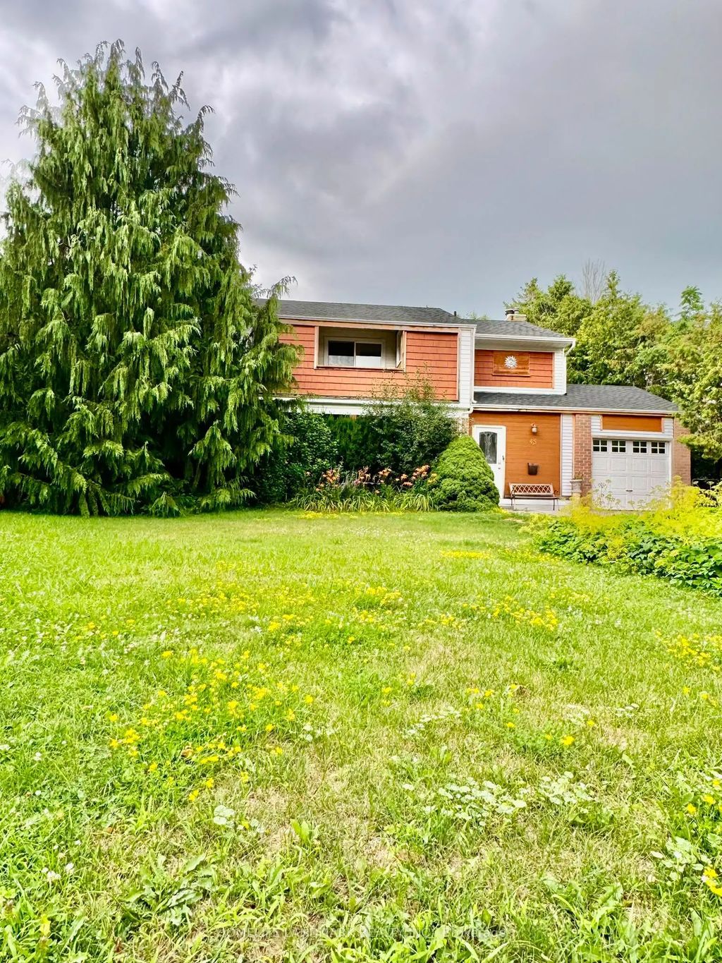 45 Sandusky Crescent, Aurora