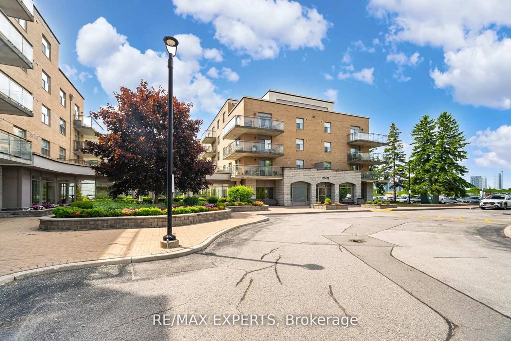 2502 Rutherford Road 216, Vaughan