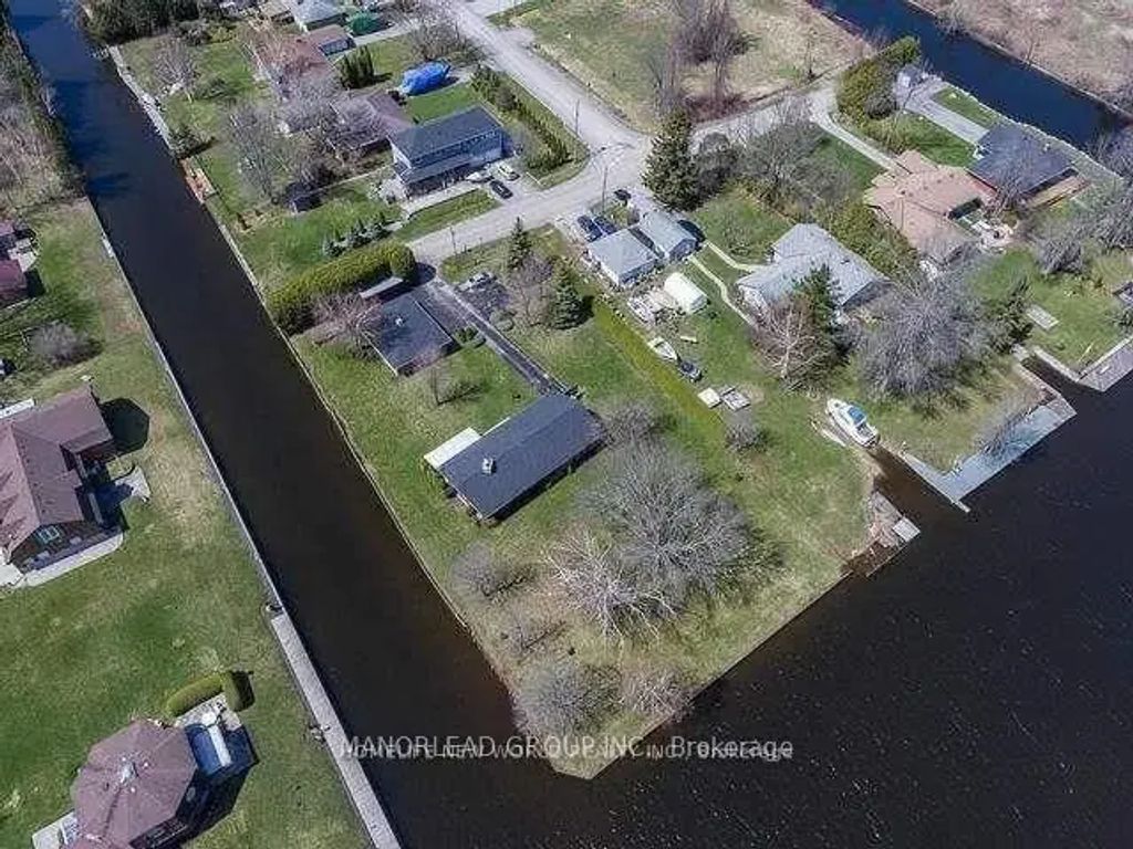 31 Villa Drive, Georgina