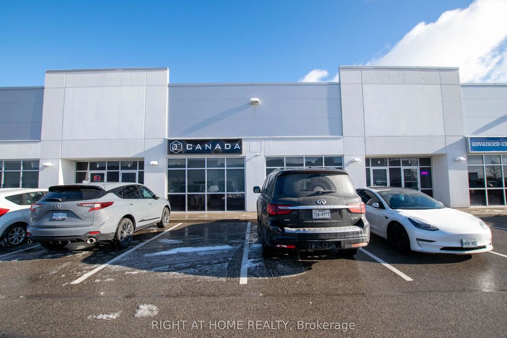 38 Innovator Avenue 4 & 5, Whitchurch-Stouffville