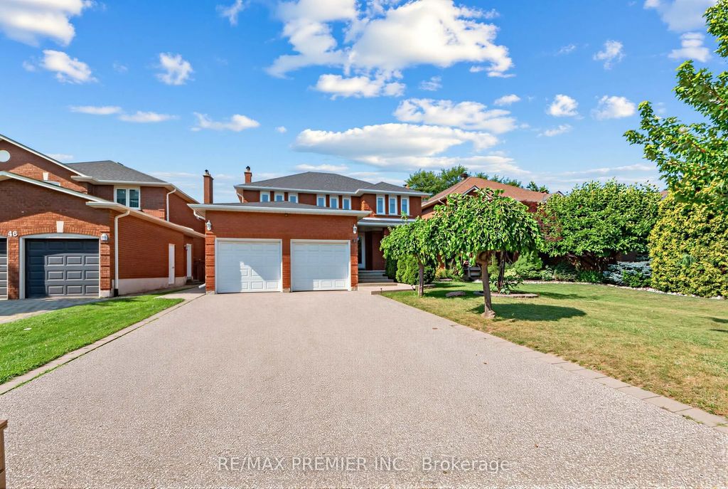 42 Burgosa Court, Vaughan