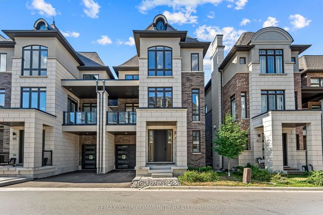 42 Globemaster Lane, Richmond Hill