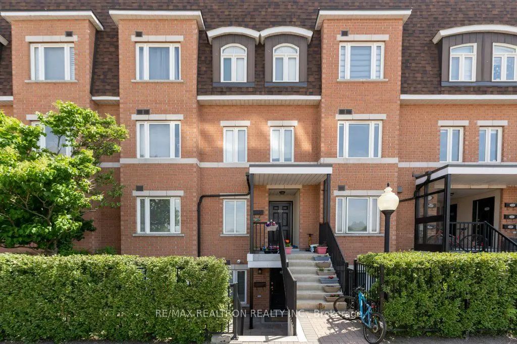 306 John Street #139, Markham