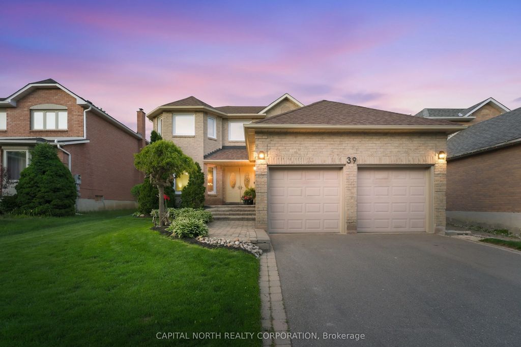 39 Waterhouse Way, Richmond Hill