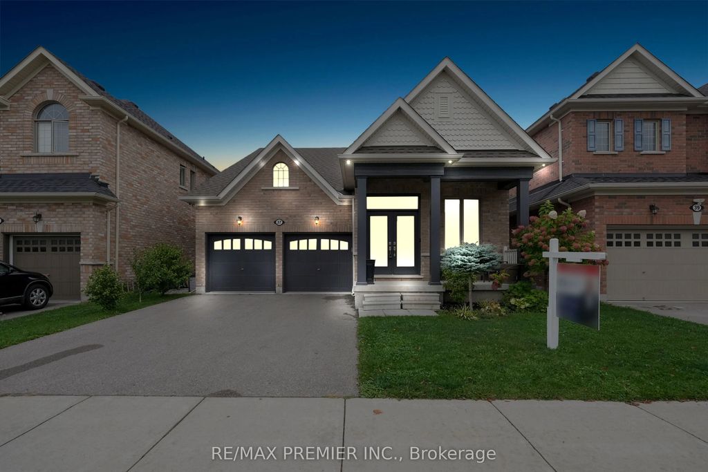 37 Walls Crescent, New Tecumseth