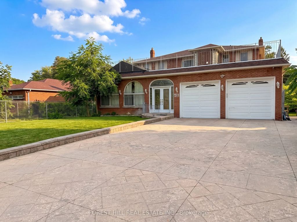 211 Carrville Road, Richmond Hill