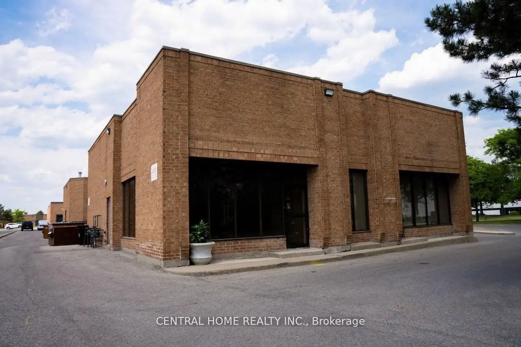 95 East Beaver Creek Road 1, Richmond Hill