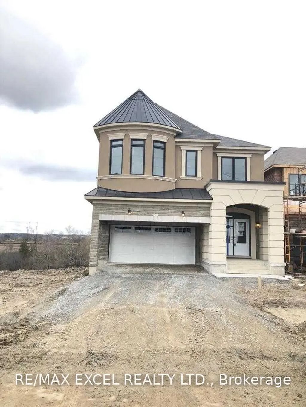 152 William F Bell Parkway, Richmond Hill