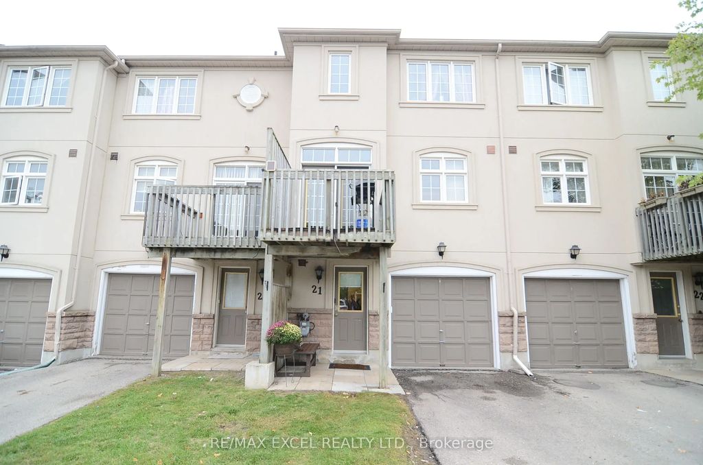 10 Post Oak Drive 21, Richmond Hill