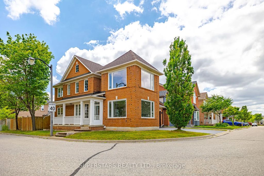 45 Tower Bridge Crescent, Markham