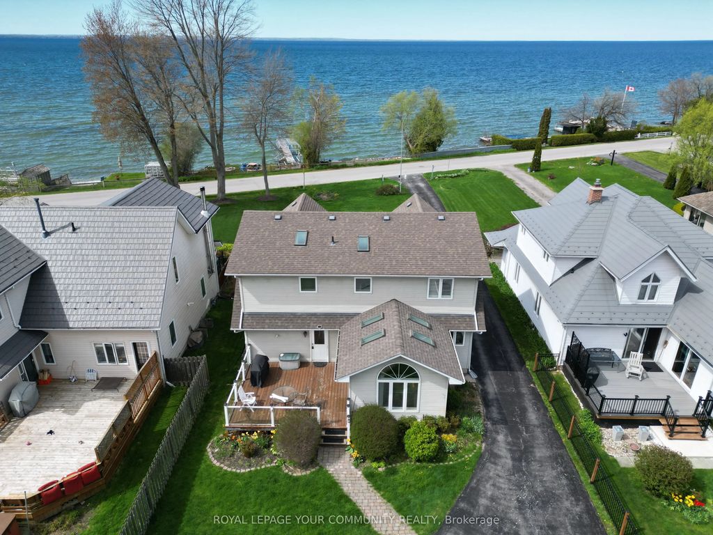 203 Lake Drive E, Georgina