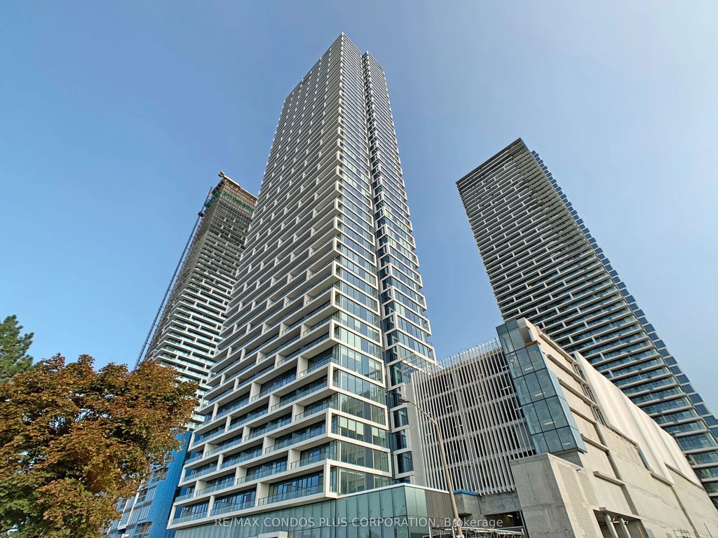 898 Portage Parkway 5511, Vaughan