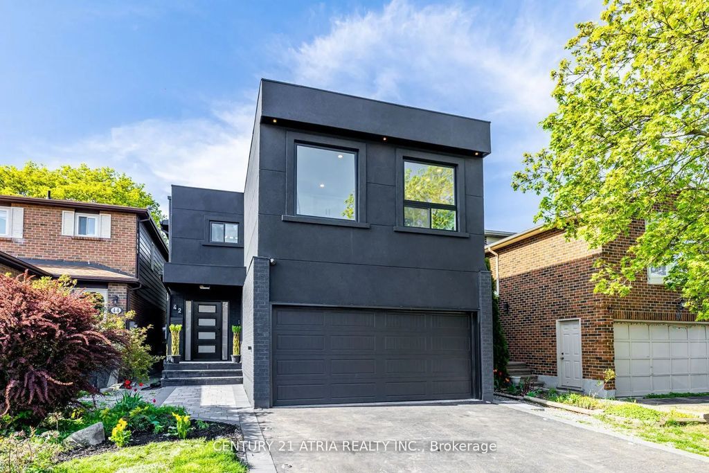 42 Coventry Court, Richmond Hill