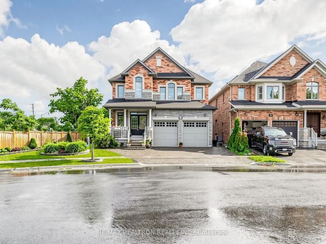 15 Motley Court, Richmond Hill