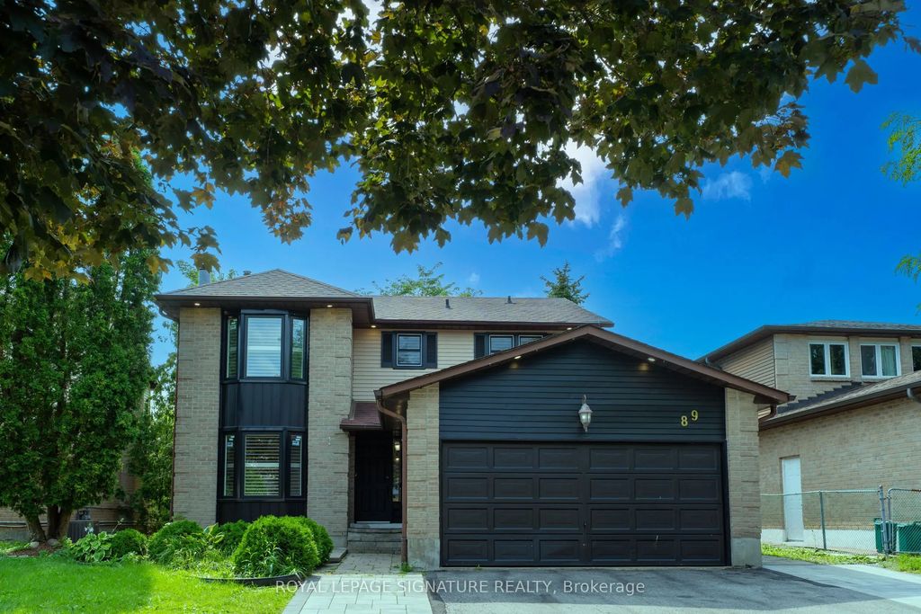89 Batson Drive, Aurora