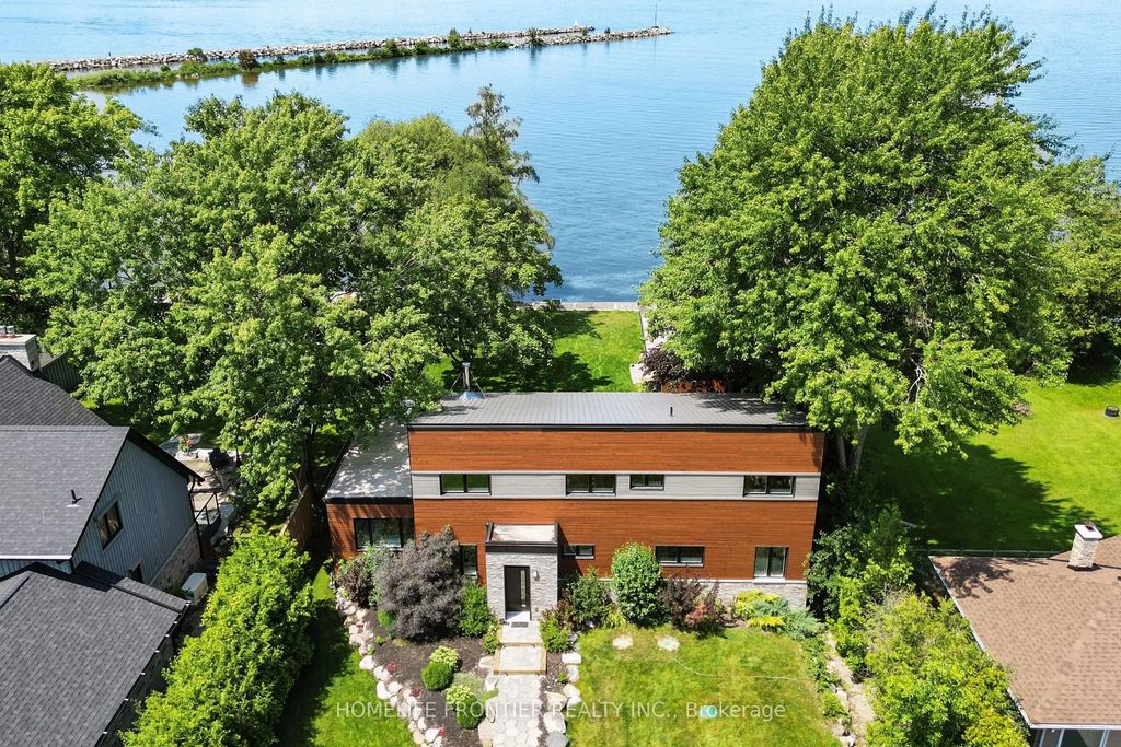 44 Irving Drive, Georgina