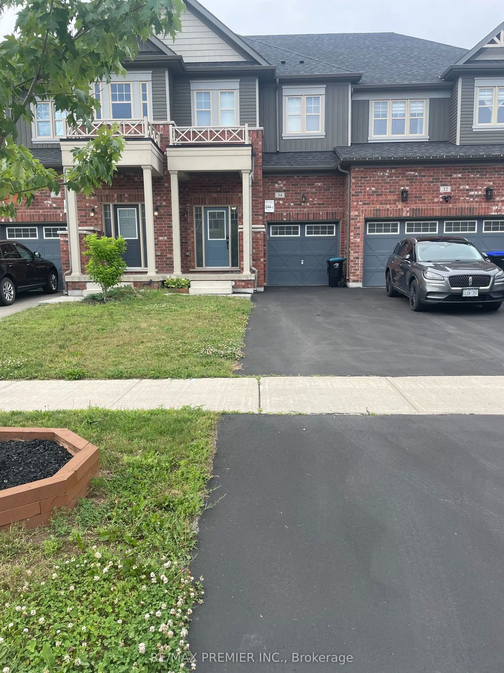 34 Arnold Crescent, New Tecumseth