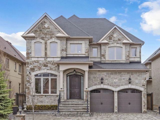 80 Puccini Drive, Richmond Hill