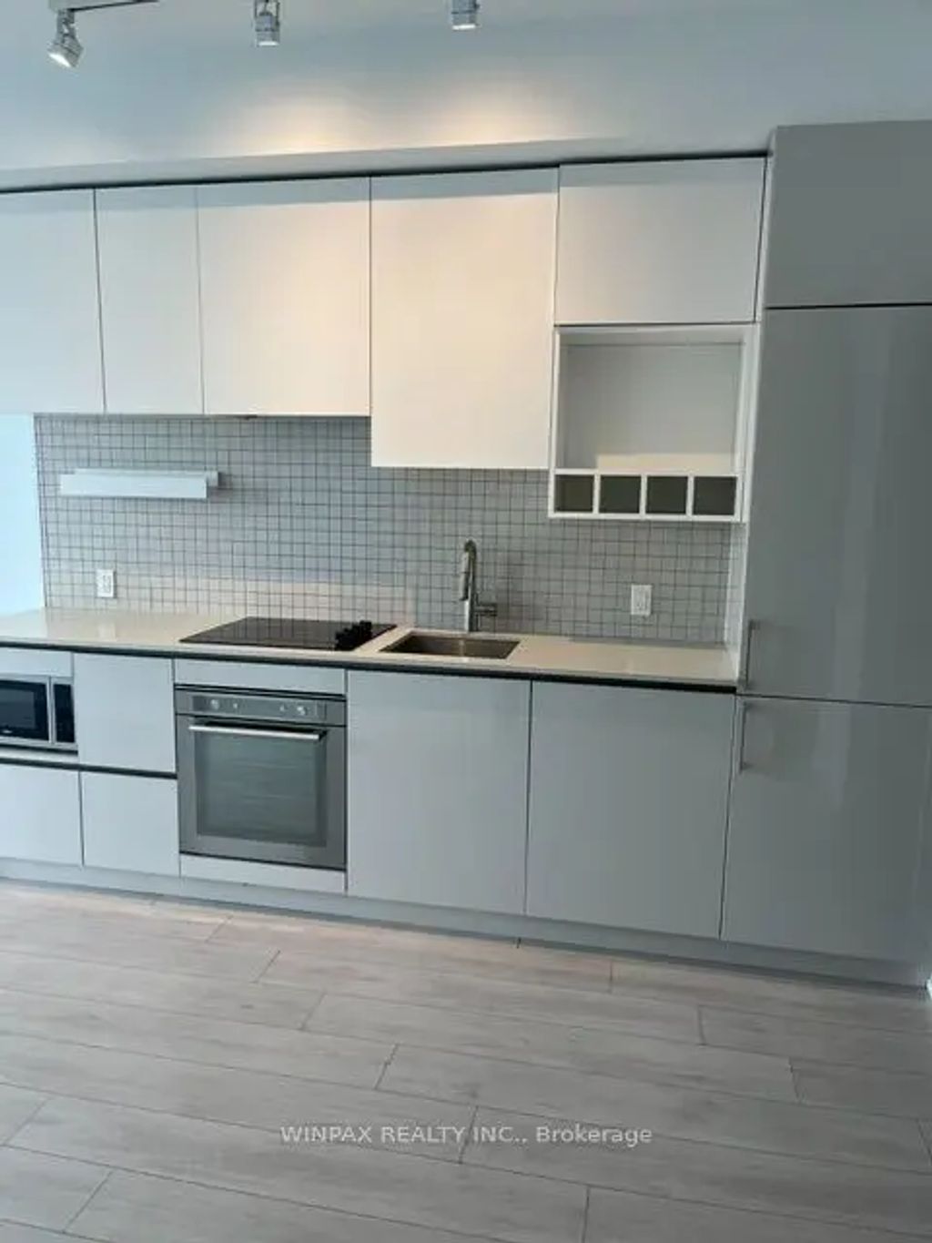 950 Portage Parkway 3715, Vaughan