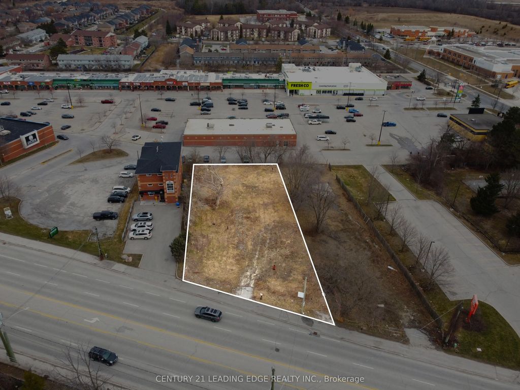 451 The Queensway N/a S, Georgina
