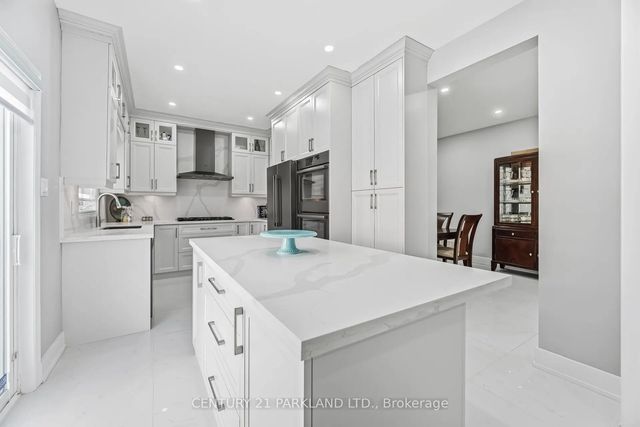 15 Jonas Millway N/a, Whitchurch-Stouffville