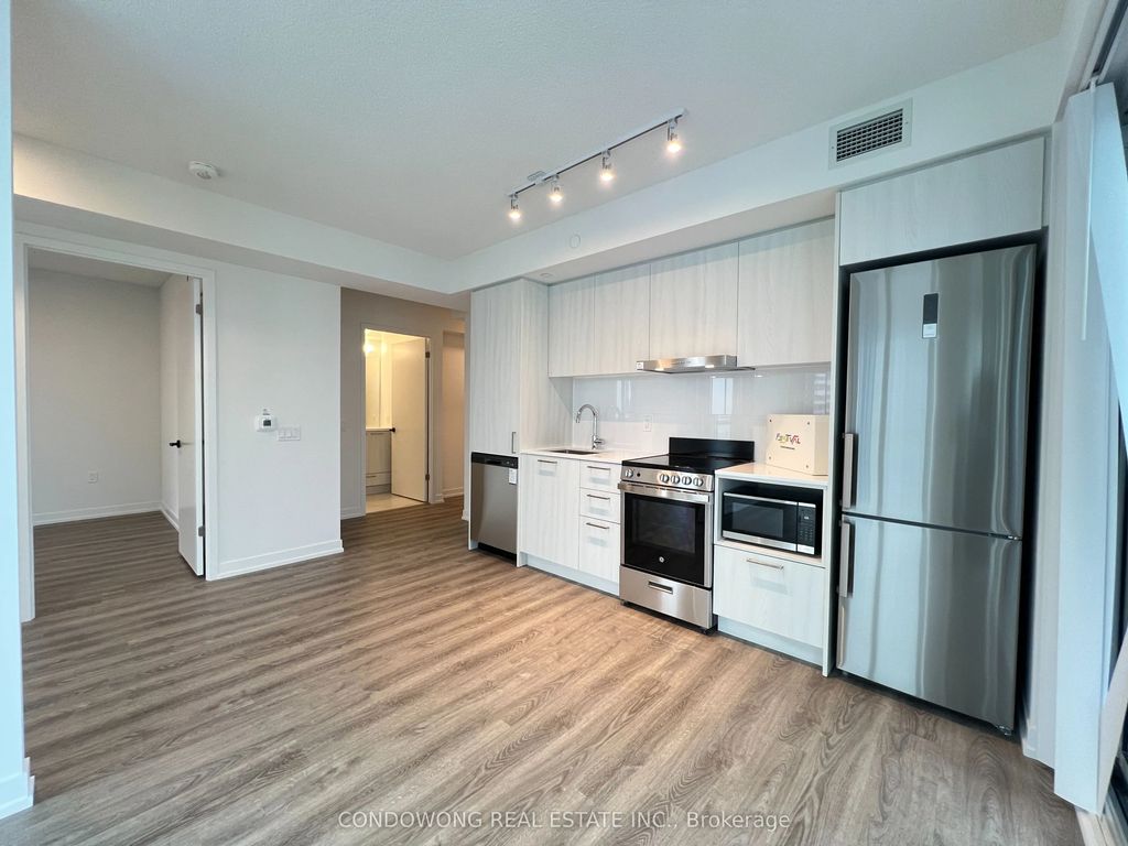 195 Commerce Street 4015, Vaughan