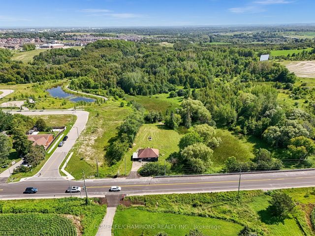997 Mount Albert Road, East Gwillimbury