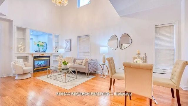 89 English Oak Drive, Richmond Hill