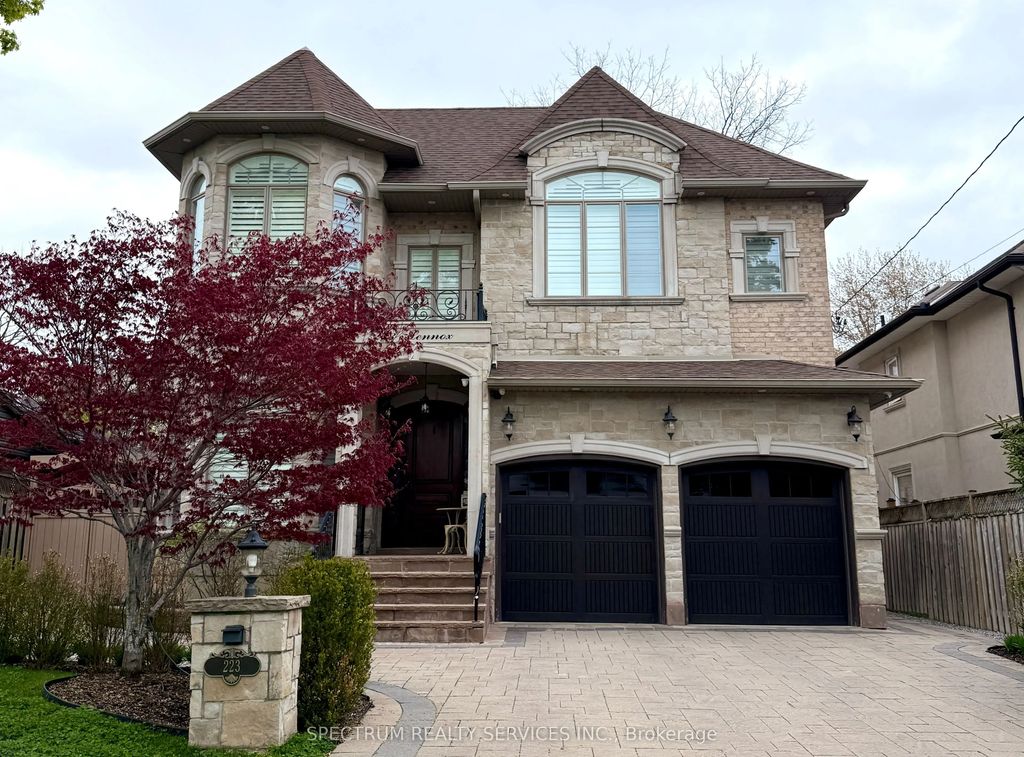 223 Lennox Avenue, Richmond Hill